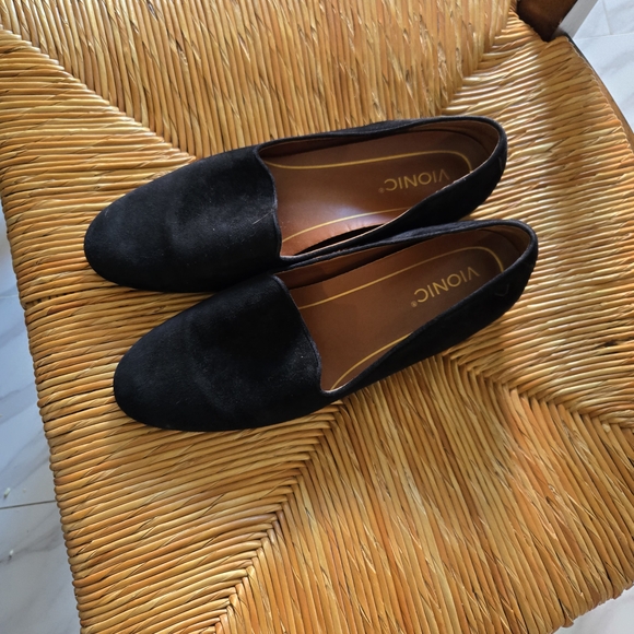 Vionic Black Loafers - Picture 2 of 3